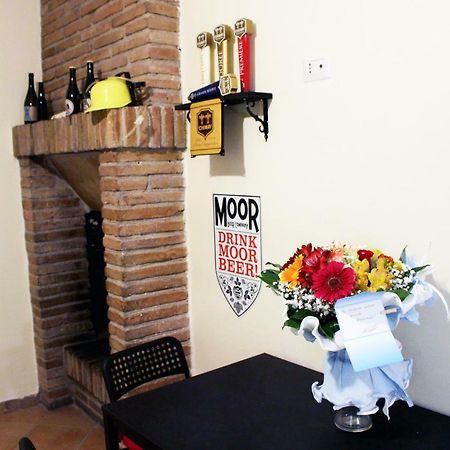 La Sosta Navarra Bed & Beer Γκούμπιο Εξωτερικό φωτογραφία