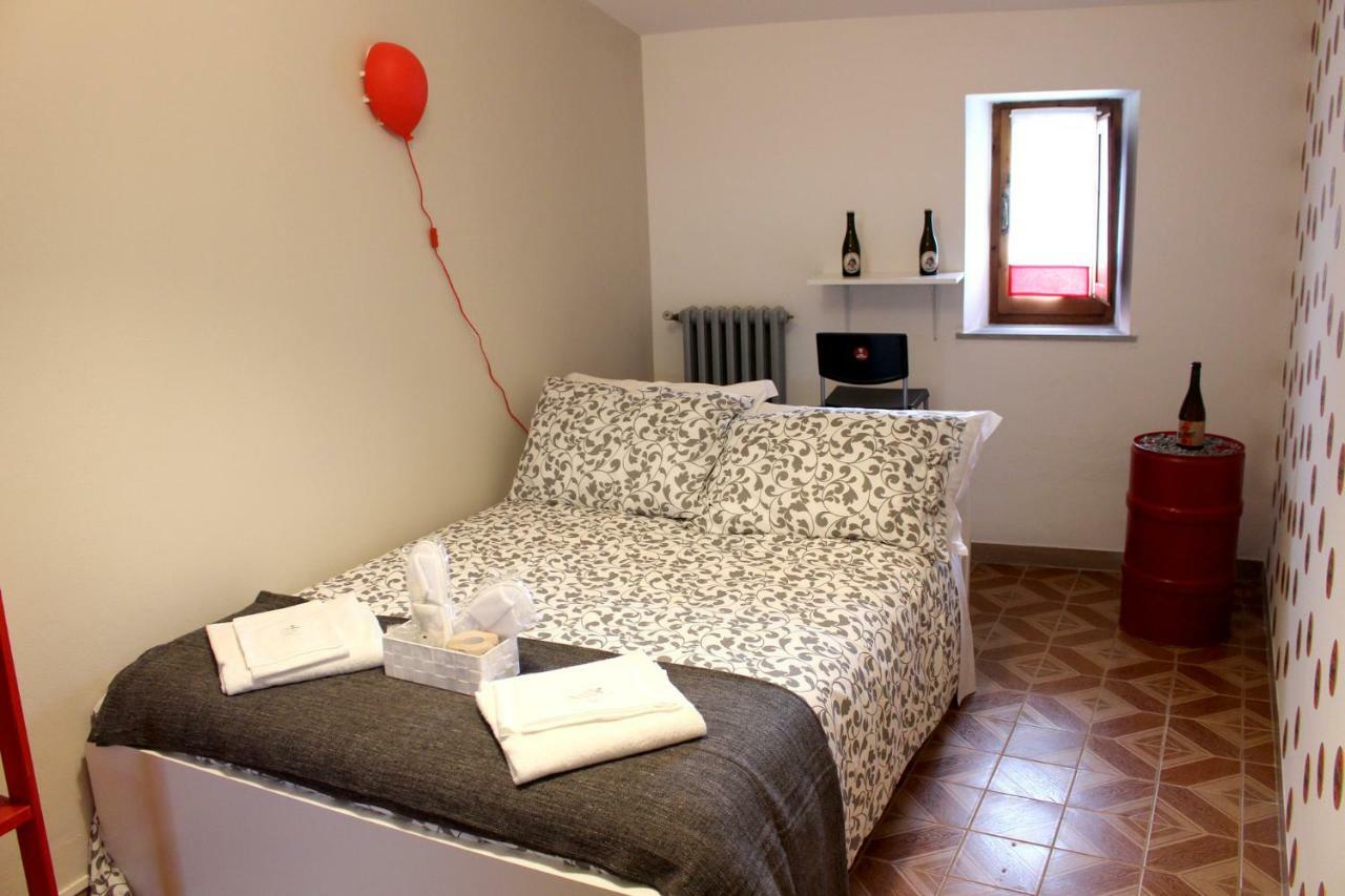 La Sosta Navarra Bed & Beer Γκούμπιο Εξωτερικό φωτογραφία